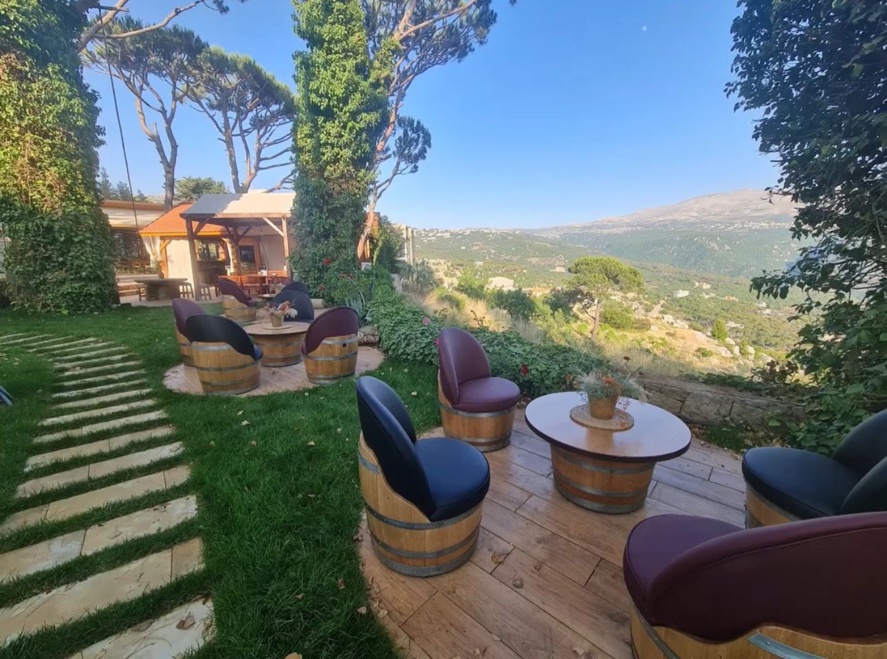 Barrel Seats/Chairs